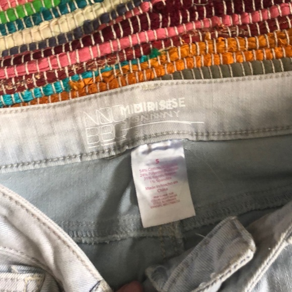 Midrise Skinny Jeans - Size 5 - Picture 2 of 3